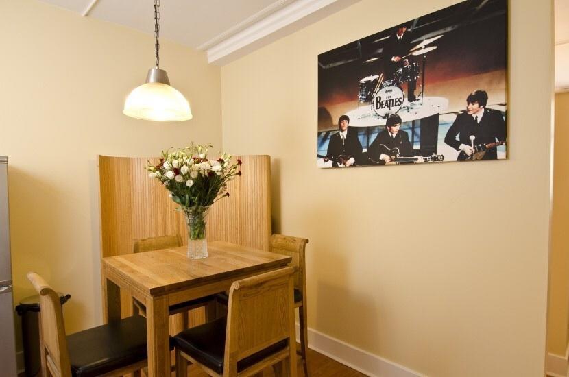 Beatles Apartment Liverpool Room photo